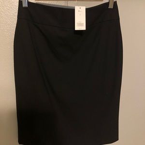 Banana Republic Black pencil skirt NWT